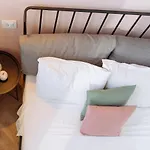 Horizon Penthouse - Sala Palatului I Cheap Parking I Big Balcony Lägenhet *