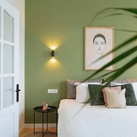 Horizon Penthouse - Sala Palatului I Cheap Parking I Big Balcony 부쿠레슈티